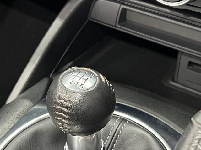 0502713A30261009W01107.jpg