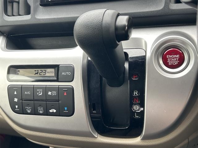 0403435A30261008W02810.jpg