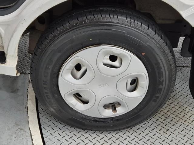 6041000953R16.jpg