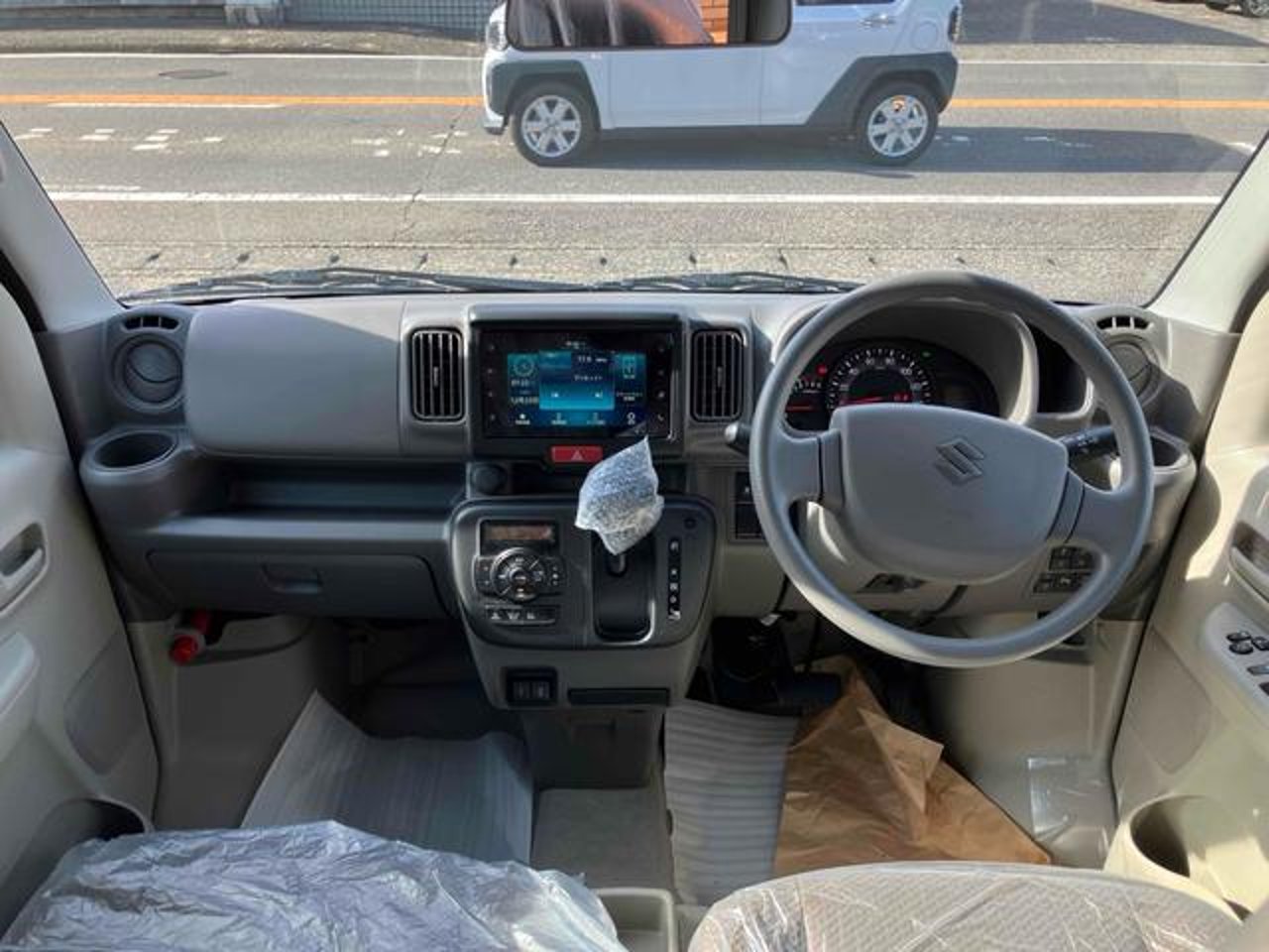 2025 Suzuki Every, photo 2 of 2