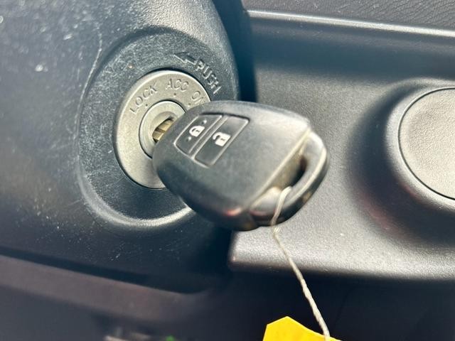1001093A30260903W00307.jpg