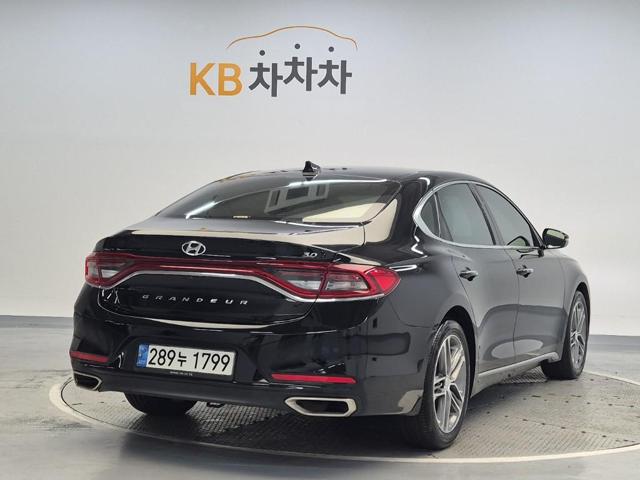 6051500587R3.jpg