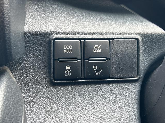 0404544A30261020W01008.jpg