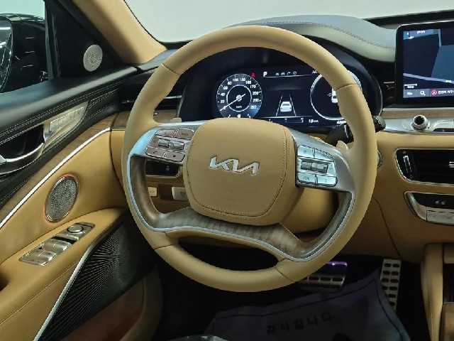 6071501981R9.jpg