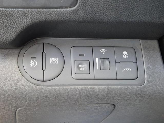6041001976R17.jpg