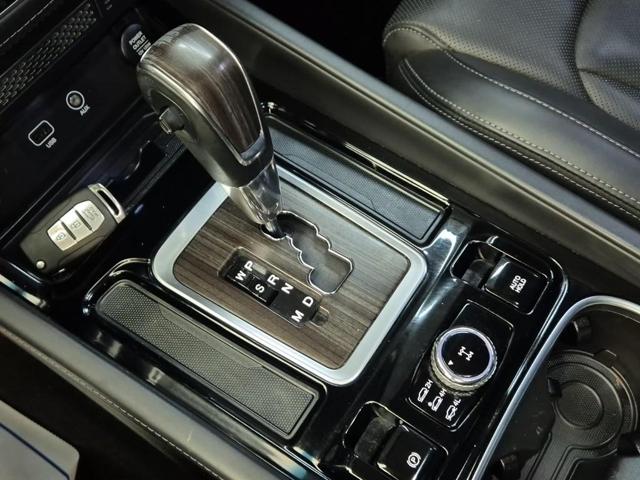 6041501997R8.jpg