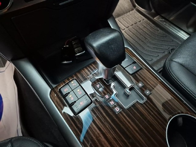 6031000597R8.jpg