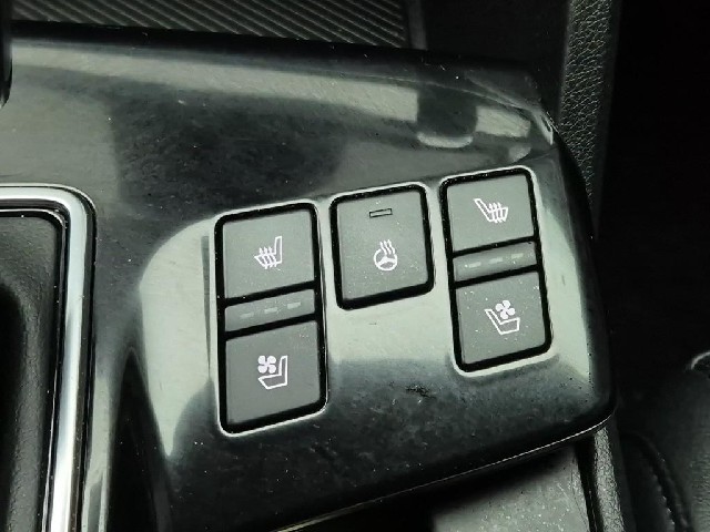 6031000695R16.jpg
