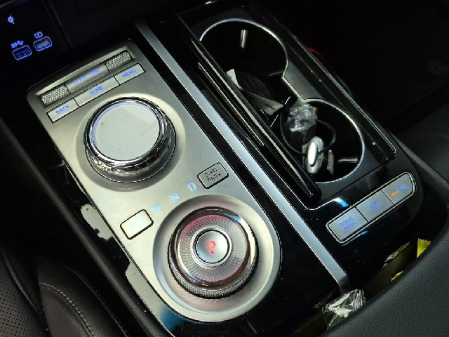 6081500484R8.jpg
