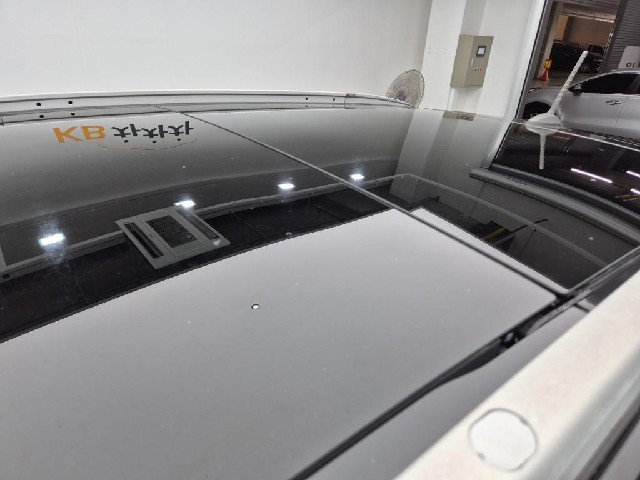 6081000508R13.jpg