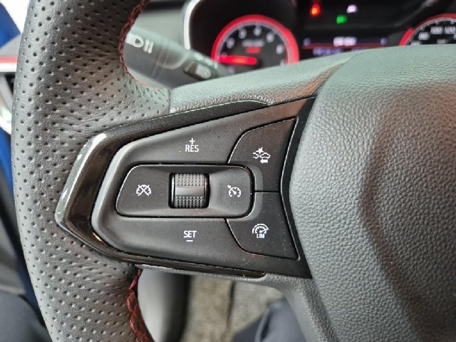 6071001335R15.jpg