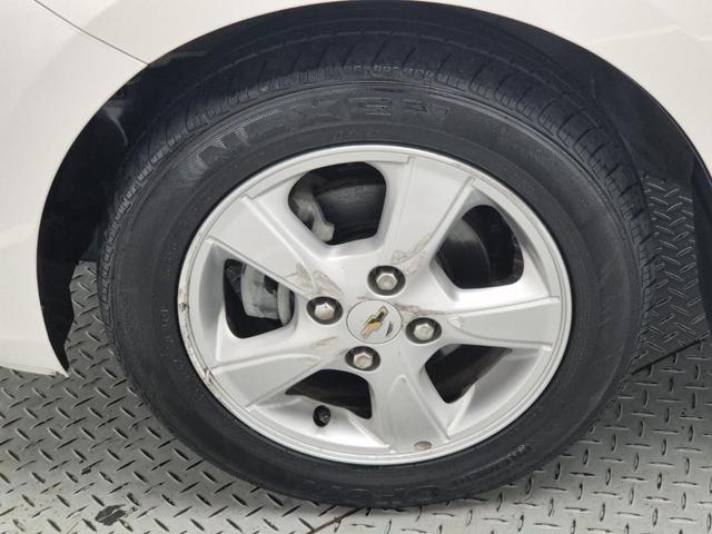 6051000618R19.jpg