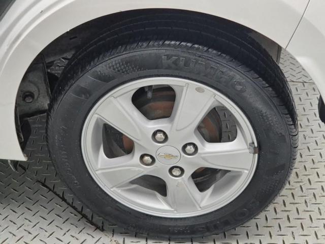 6051000618R20.jpg