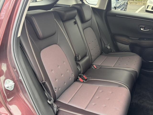 0520006A30260926W00415.jpg