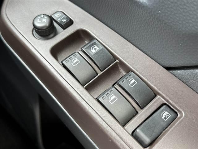 e63c0d2e7a13bba46d39f966a6e2de47.jpg