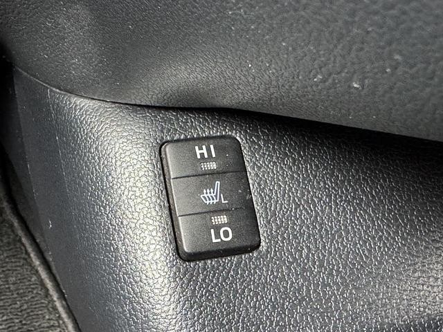 0204276A30261024W00314.jpg