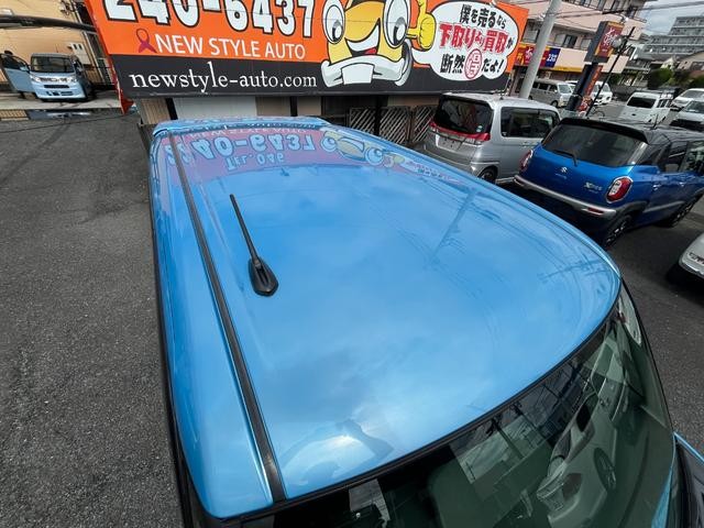 0551556A30260917W00118.jpg