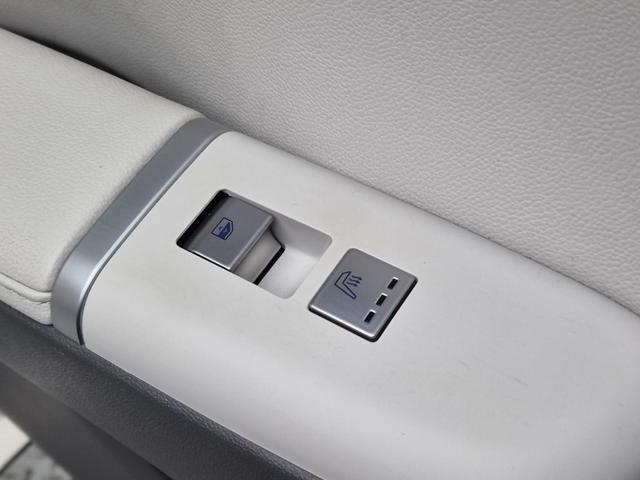 6031001242R19.jpg