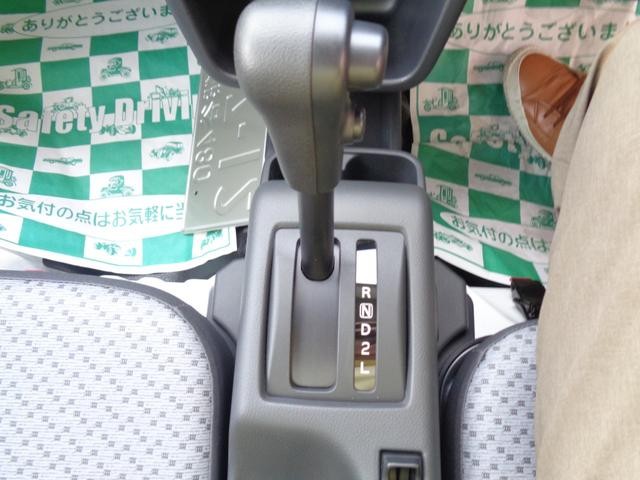 0904092A30260928W00102.jpg