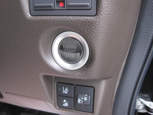 1101641A30260903W00117.jpg