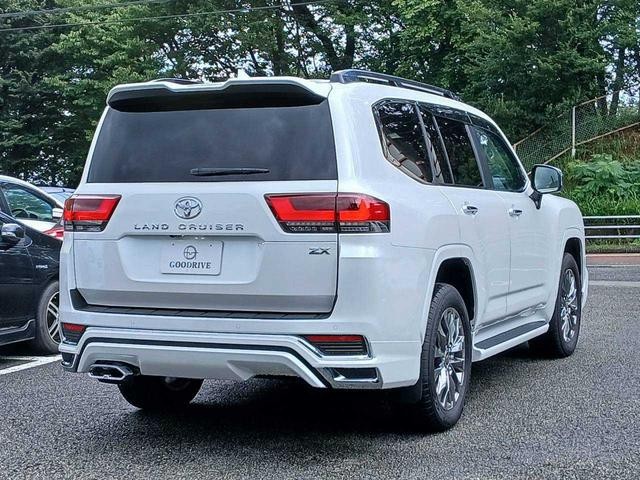 0510824A30260912W00204.jpg