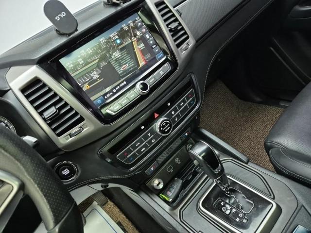 6031000836R10.jpg