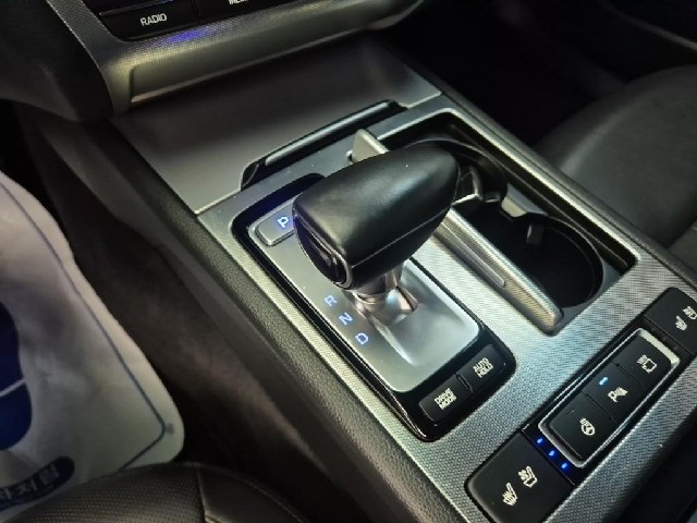 6081500377R8.jpg
