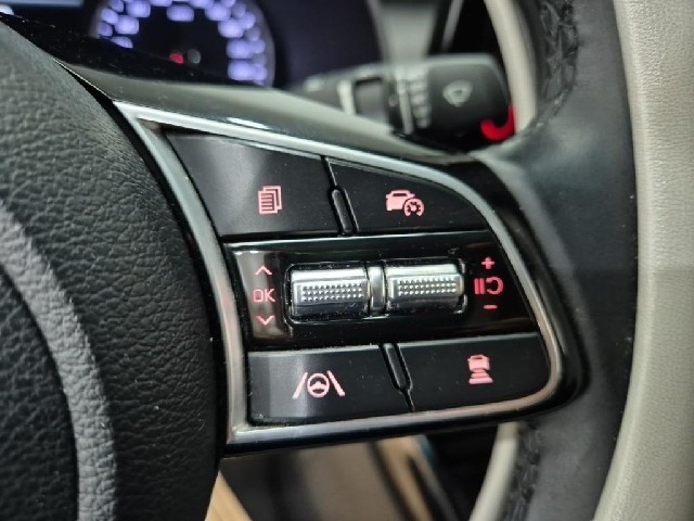 6081000369R15.jpg