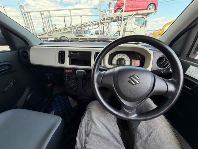 0803833A30261005W00401.jpg