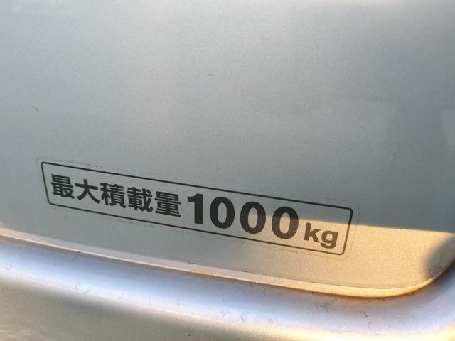 0704384A30261005W00419.jpg