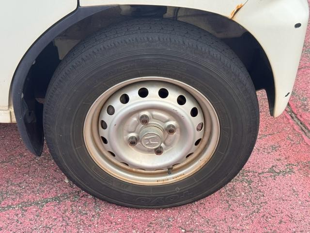 1150133A30260903W00307.jpg