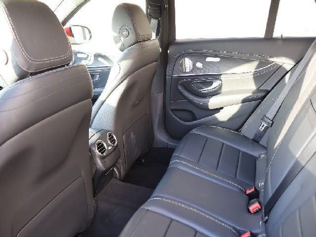 e30ac2bfaca5d82057bbb6825e719f5a.jpg