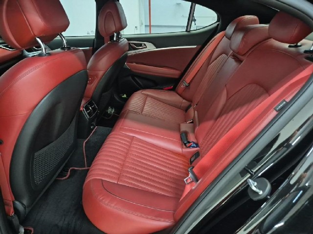 6081500483R12.jpg