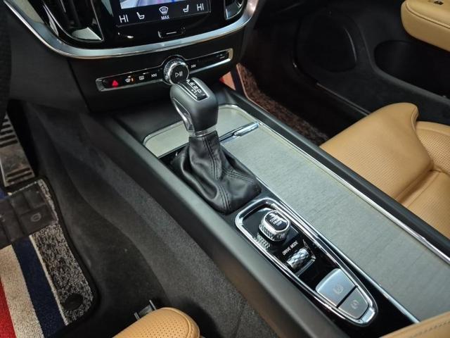 6031501771R8.jpg