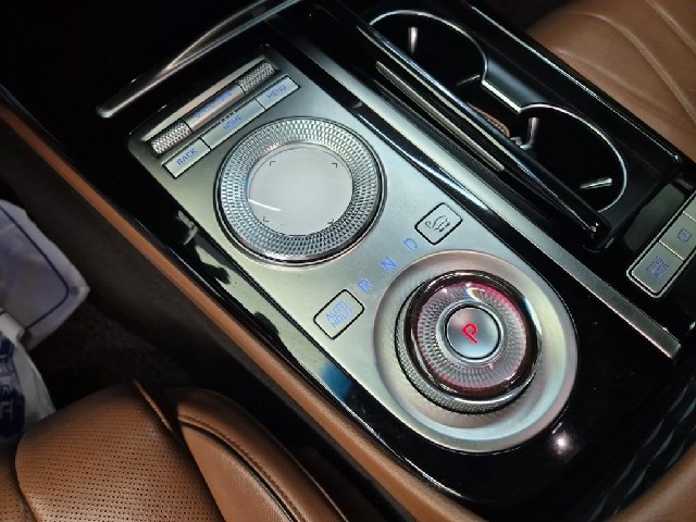 6081500413R8.jpg