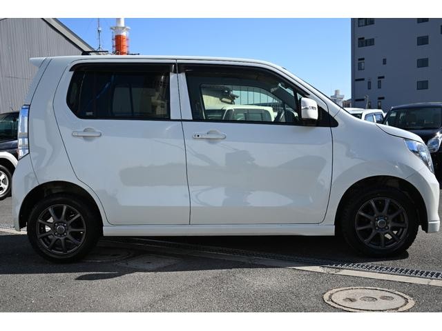 0730081A30260319W00419.jpg