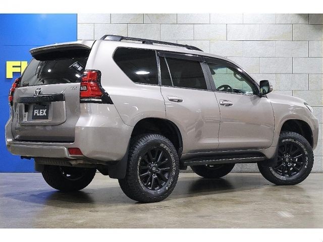 92efa4f33ef50cb73787e6f10c4a1fc8.jpg