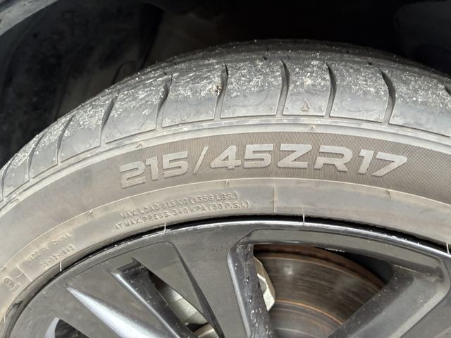 5e618975d952bb198ad2bed24defcf93.jpg