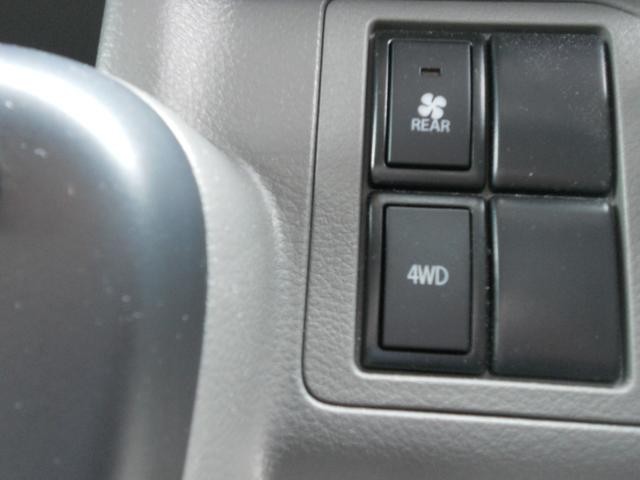 1170011A30260903W00116.jpg