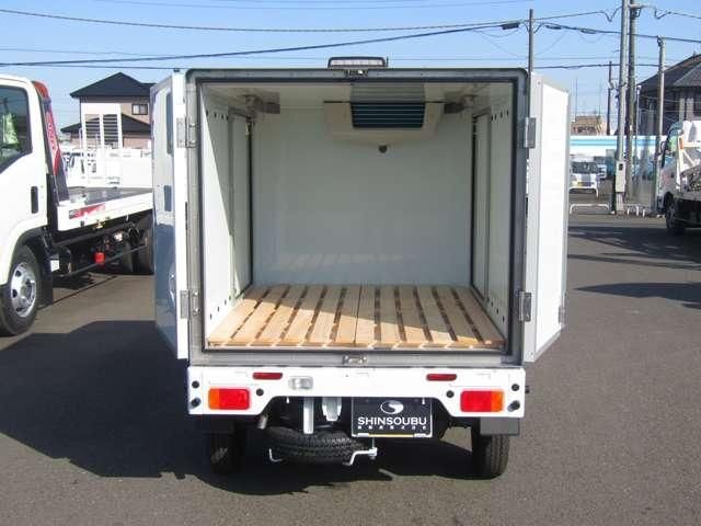 5f5af205de9bedaeffa626412d31a422.jpg