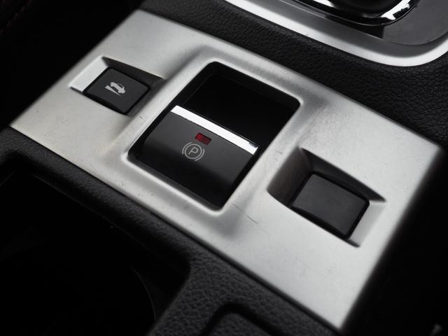 1201125A30260903W00115.jpg