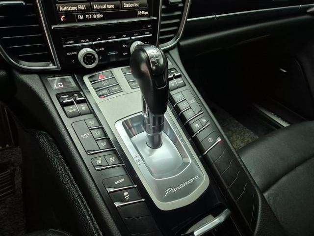 6011001852R8.jpg