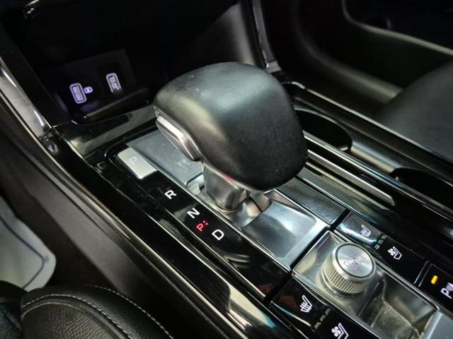6021501382R8.jpg