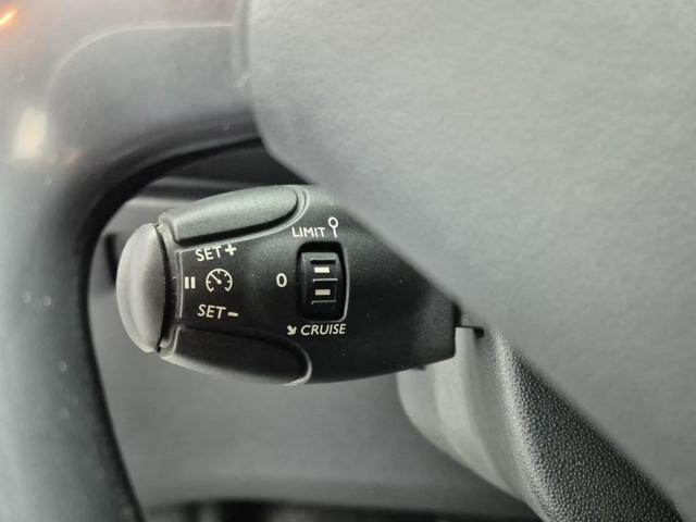6021002372R15.jpg