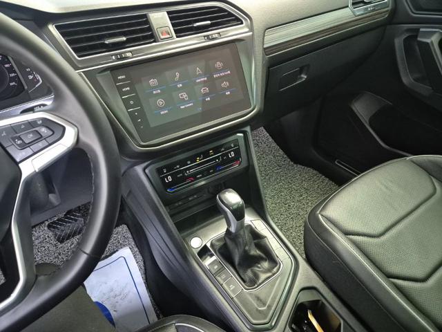 6021501644R10.jpg