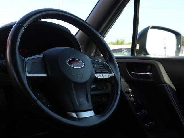 0509625A30260502W00614.jpg