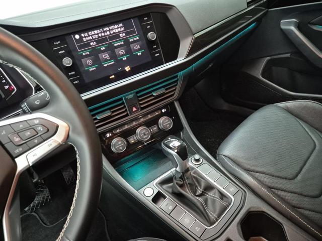 6031000161R10.jpg