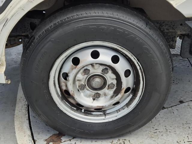 5121501052R16.jpg