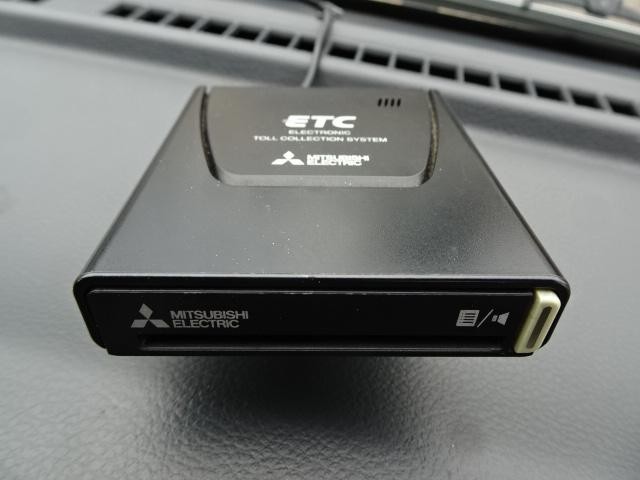82838ae2f5e2301e0d40bd28c52b0ab1.jpg