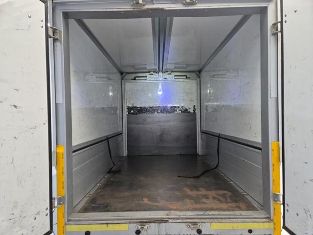 5121502092R17.jpg